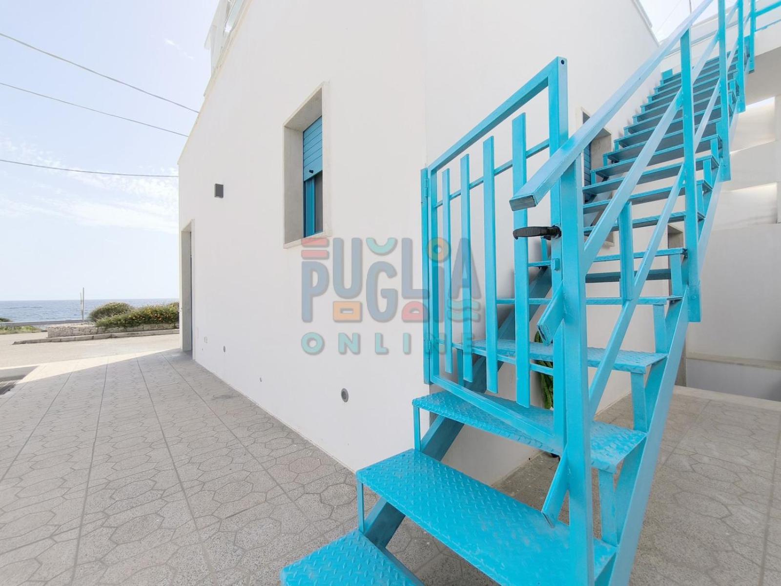 Apartmán Bilocale Blue House Fronte Mare, A Posto Rosso Capilungo Exteriér fotografie